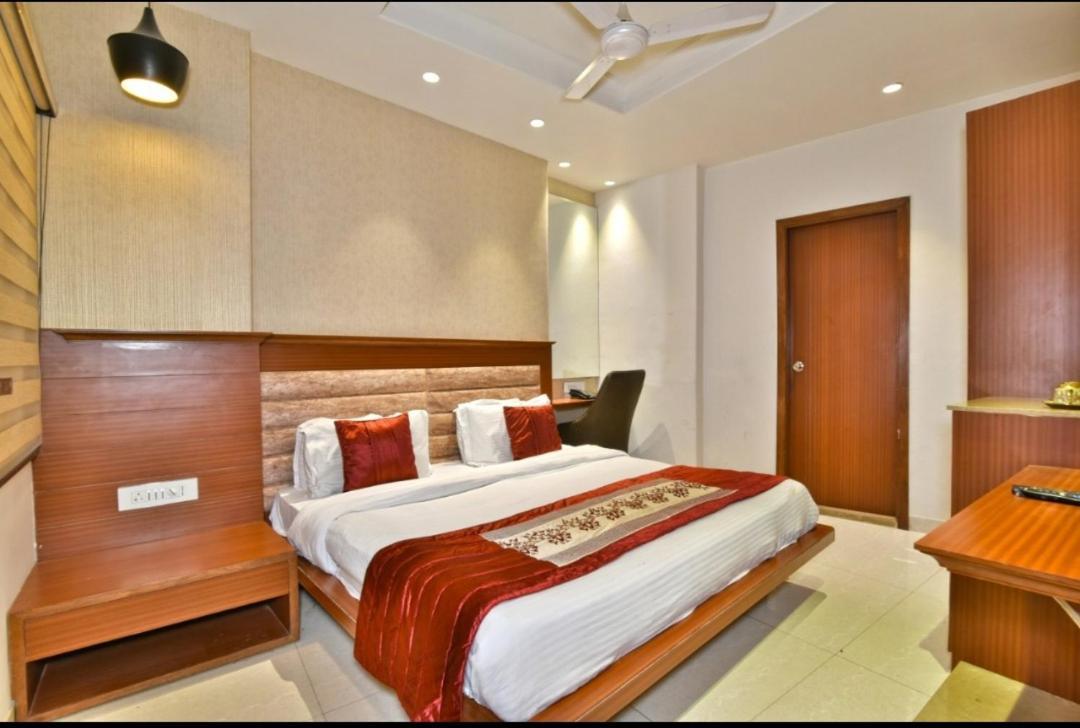Hotel Highland Amritsar Exterior photo